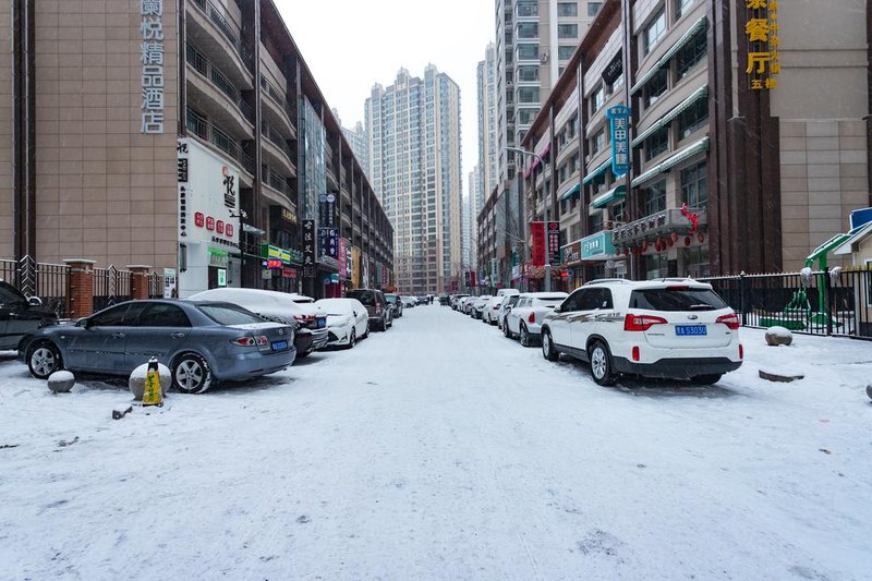 WuTuoBangHotelOver view