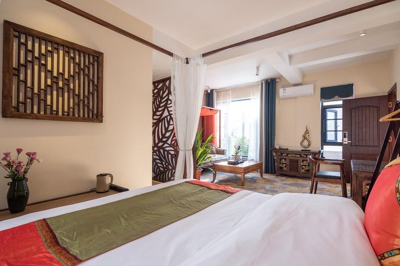 Dian Chi Lake VillaGuest Room