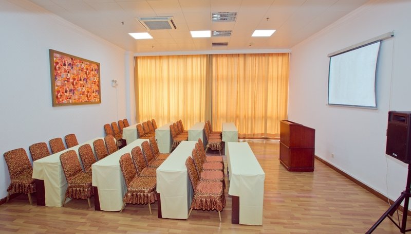 Magnificent International Hotelmeeting room