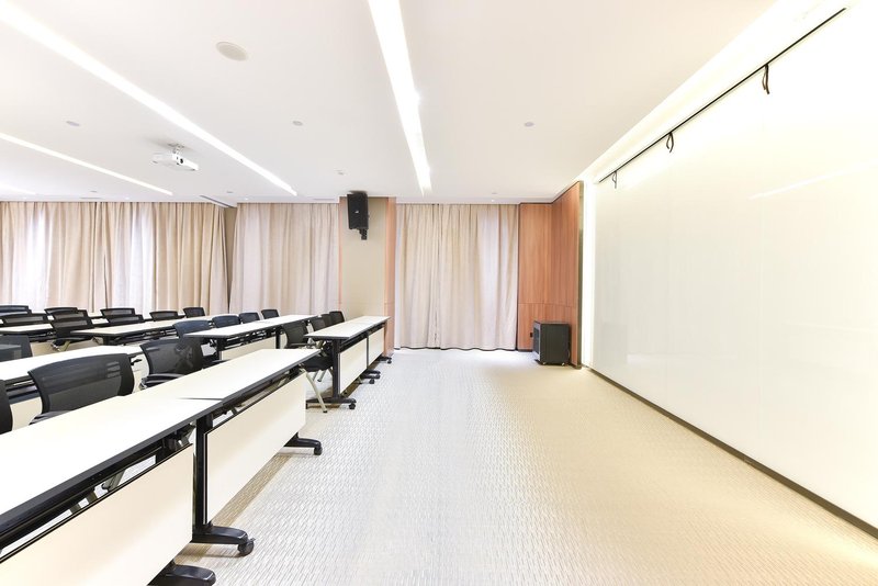 Atour Hotel (Beijing Linkong New National Exhibition Center)meeting room