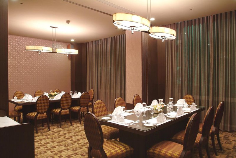 Taipung Suites meeting room