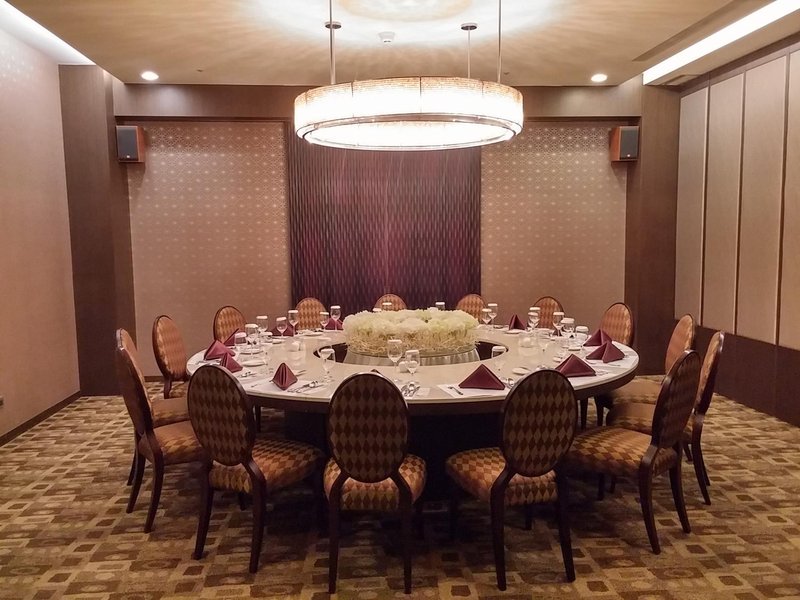 Taipung Suites meeting room