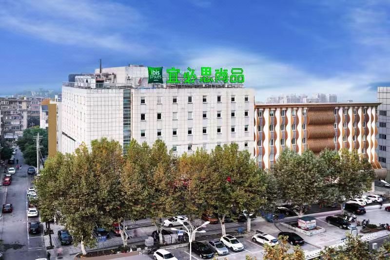 Zhenjiang Ibis Hotel  Over view