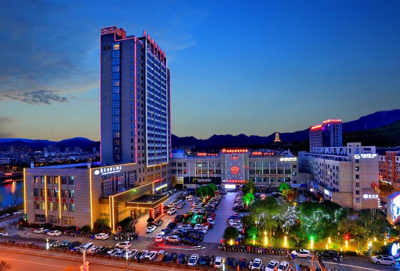 Longquan International Hotel Over view