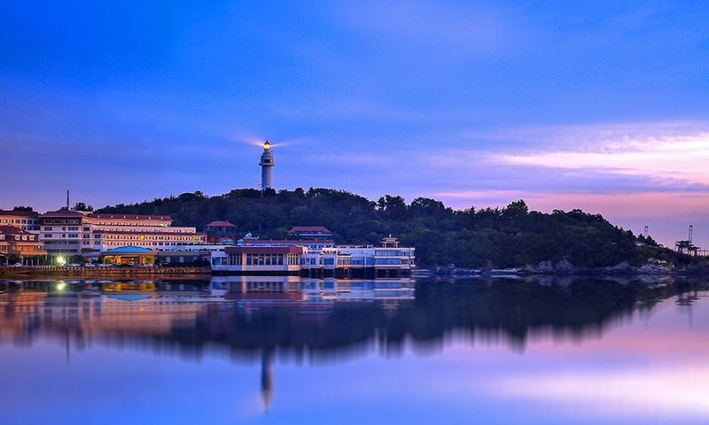 Golden Gulf Hotel Yantai over view