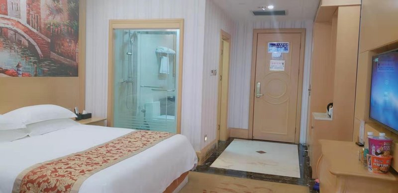 Luoshan Junfu Hotel Guest Room