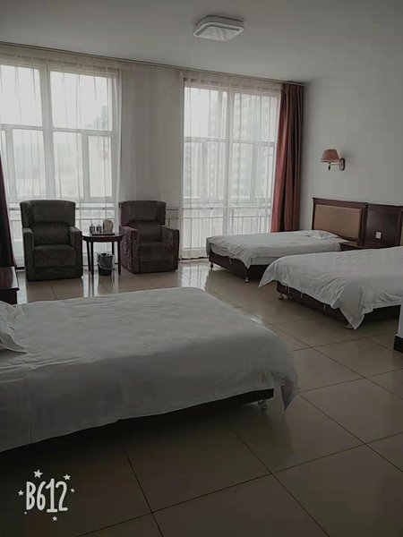 Julong Business Hostel 客房