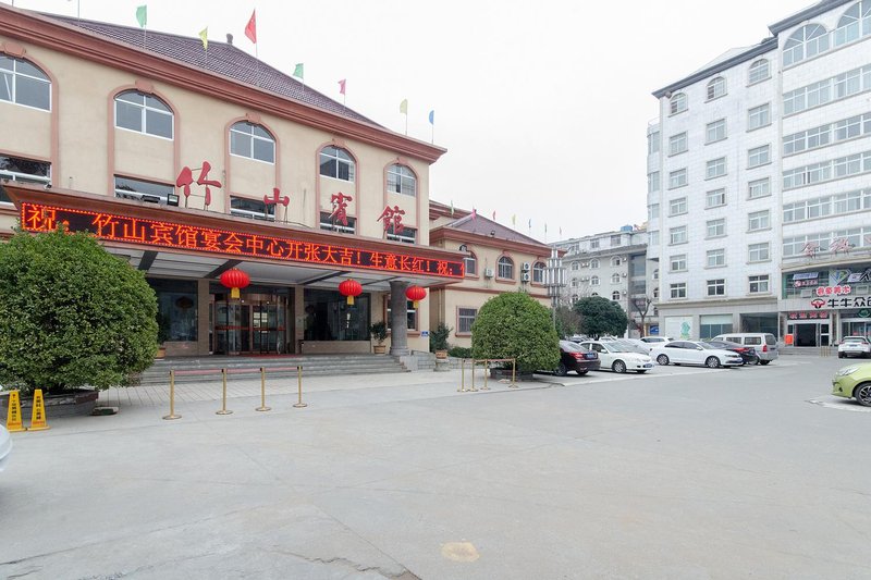 Zhushan Hotel Over view