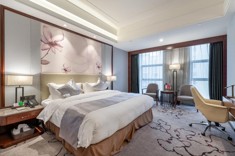 Huayin Ramada Plaza HotelGuest Room