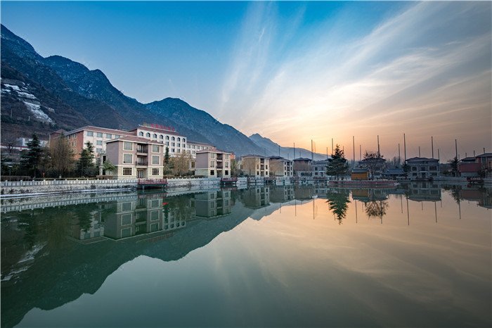 Xinyuan International Hotel Over view