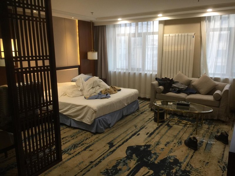 马迭尔娇龙商务宾馆(哈尔滨中央大街店)