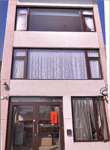 Spring Inn 酒店外观