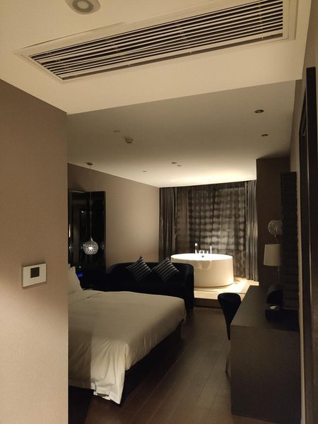 桔子水晶酒店(南昌八一广场店)