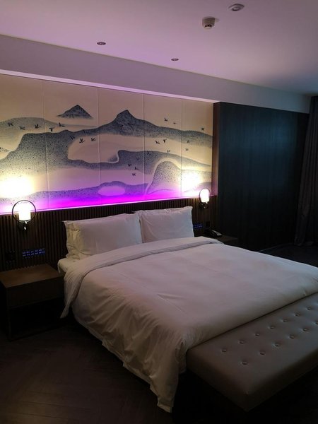 桔子水晶酒店(南昌八一广场店)