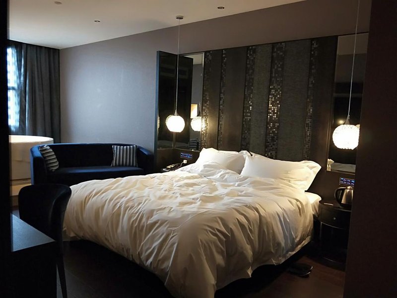 桔子水晶酒店(南昌八一广场店)