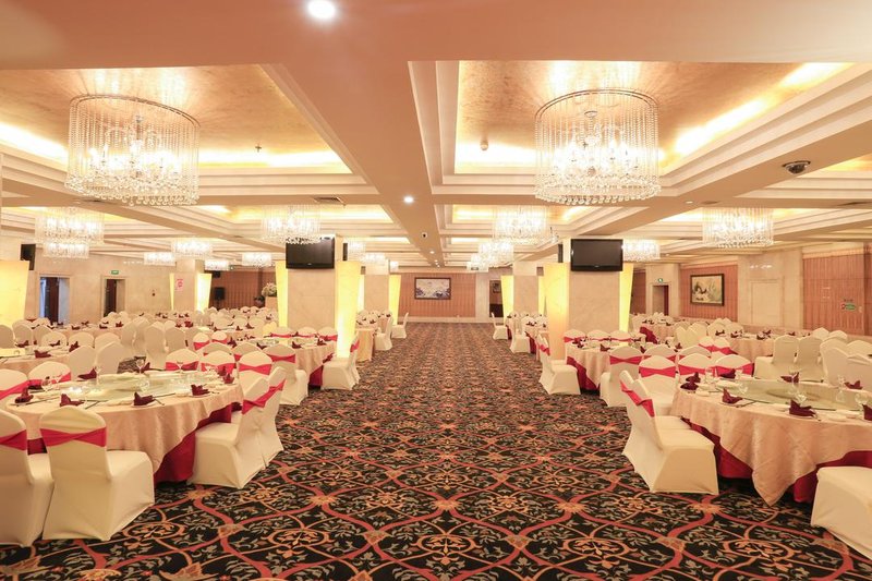 Golden Quality Hotel Restaurant