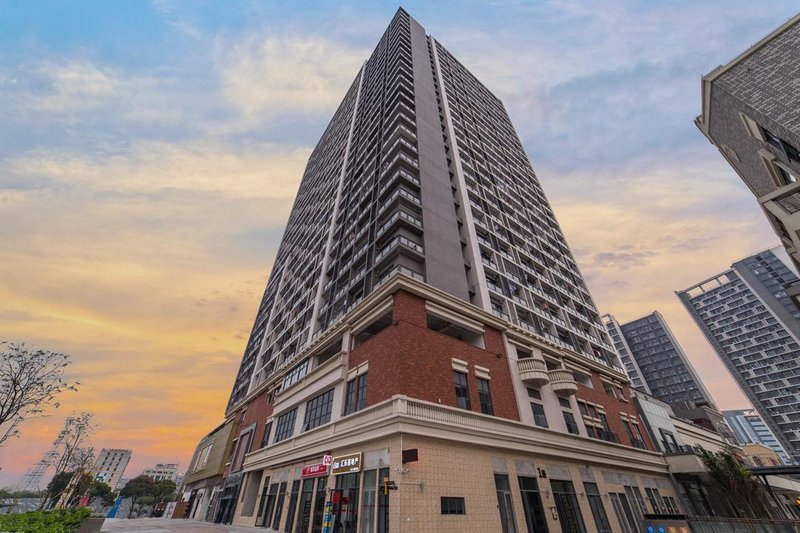 C Home ApartmentOver view