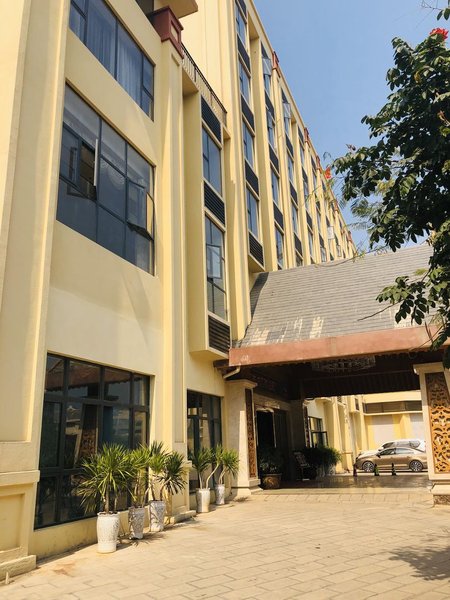 Chunlin Hotel Over view