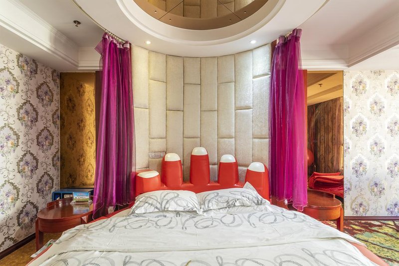 Delong HotelGuest Room