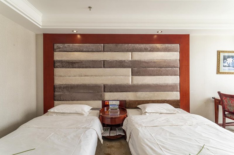 Delong HotelGuest Room