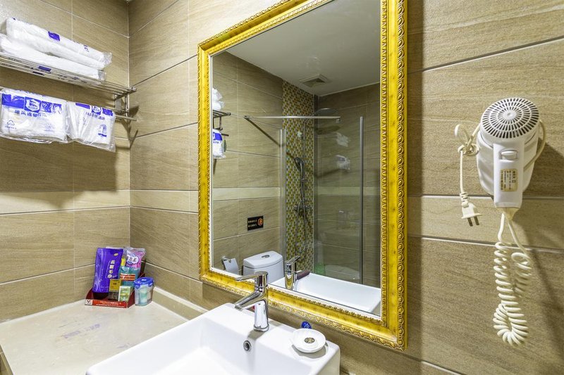 Delong HotelGuest Room