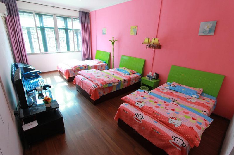 Jomo Cultural Theme Hotel (Zhenyuan) Guest Room