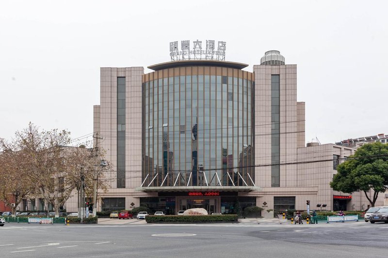 Grand Hotel Yifeng Over view