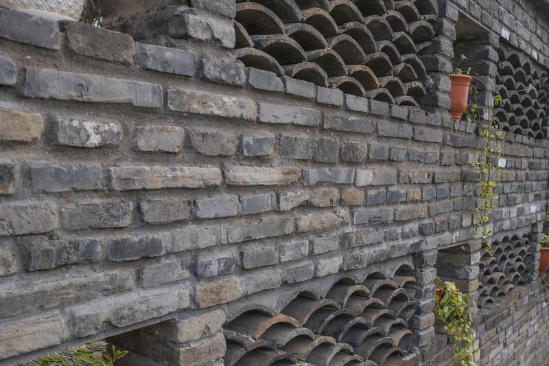 Ailian Xiaozhu Hotel Over view