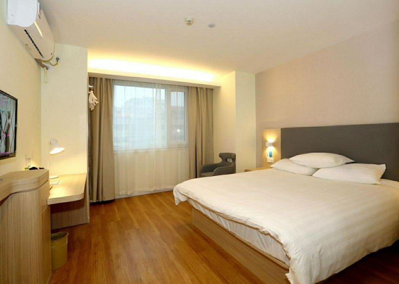 Yuelai Hotel Guest Room