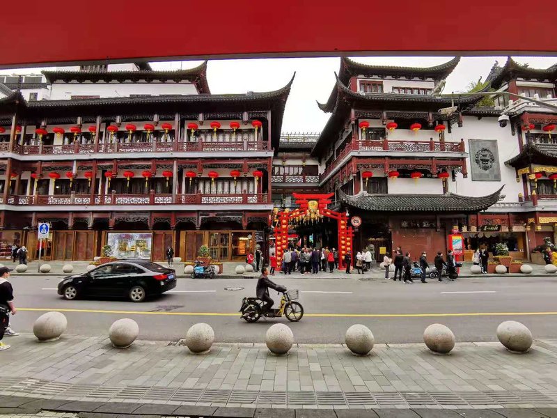 The Bund, Town God's Tempel Wassinn Hotel Shanghai Over view