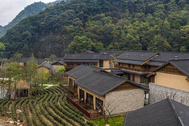 Julong Guniujiang ResortOver view