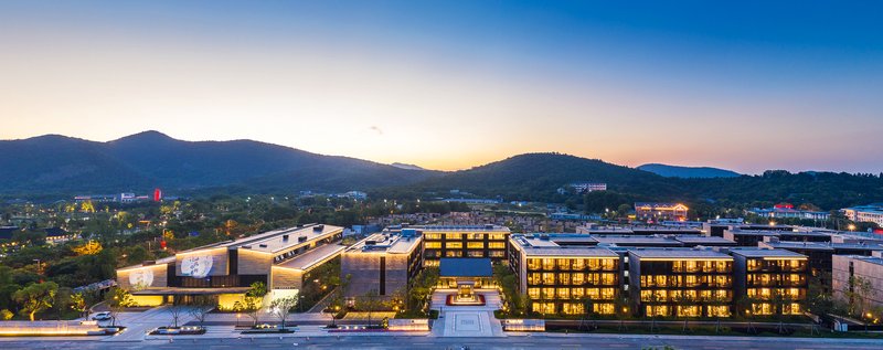 Nanjing Tangshan Hentique Spring Valley Hotel Over view