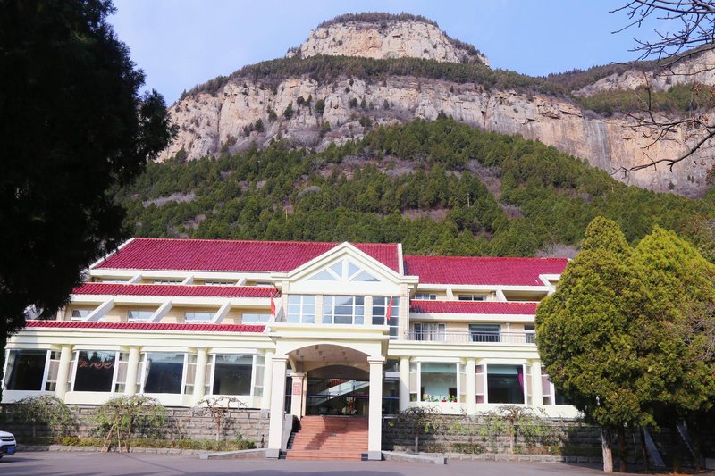 Liantaishan Holiday Hotel Over view