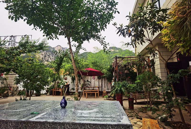 Huashan Yanduo Shansu Hostel Restaurant