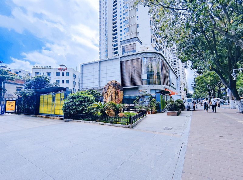 Xiaoyaxuan Apartment (Guangzhou Zhongda North Gate) Over view
