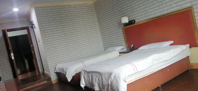 Xinhui Hostel Guest Room