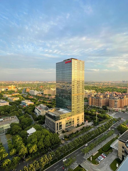 Shanghai Marriott Hotel Pudong East Over view