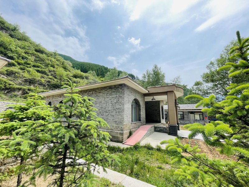 Wutaishan initial heart garden 酒店外观