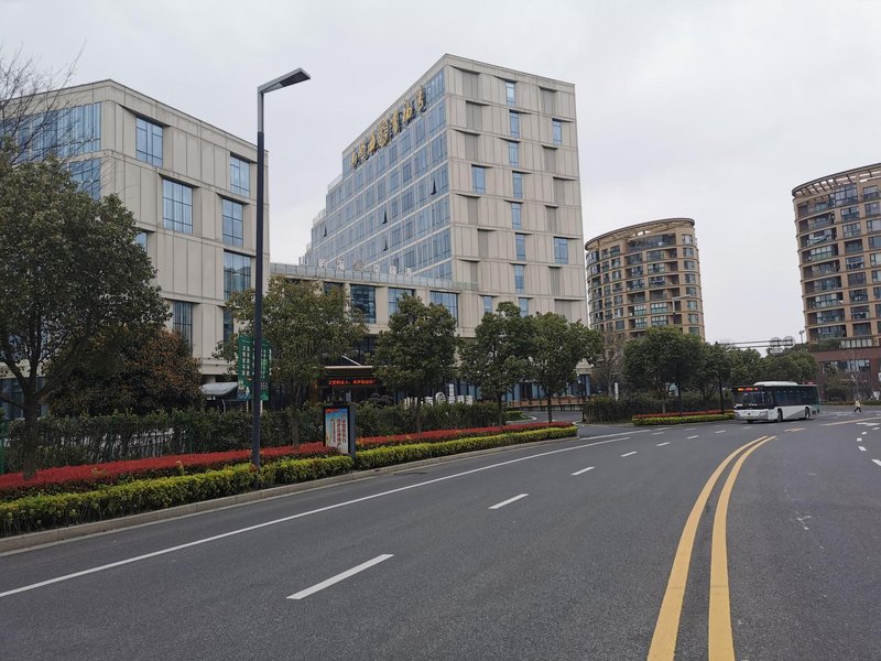 Hu Zhou Mountain and sea Happiness Bay Hotel Over view