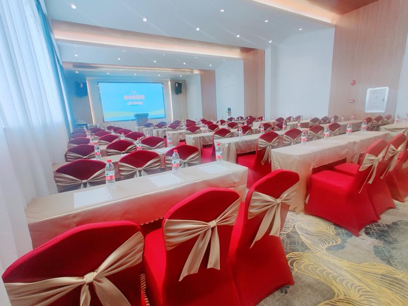 Vienna Hotel (Dongguan Humen Beizha) meeting room