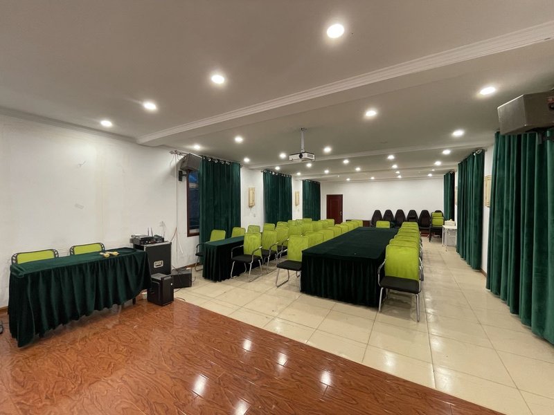 Jiari Hotel meeting room
