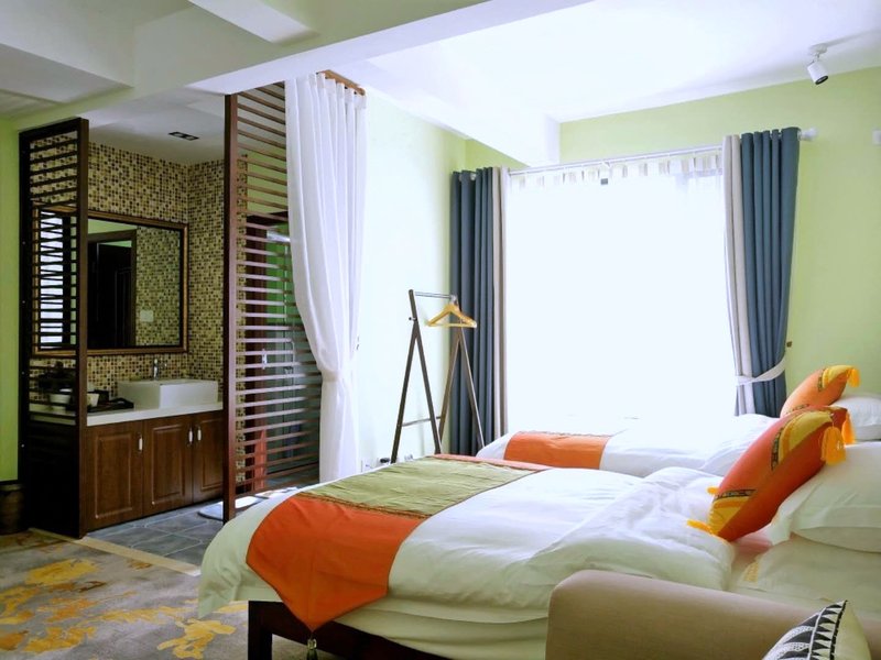 Dian Chi Lake VillaGuest Room