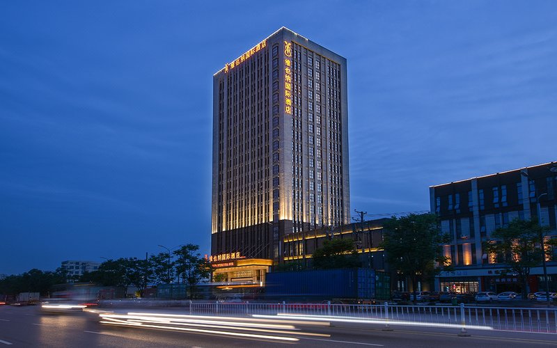 Vienna International Hotel (Wuhan Yangluo new port) Over view