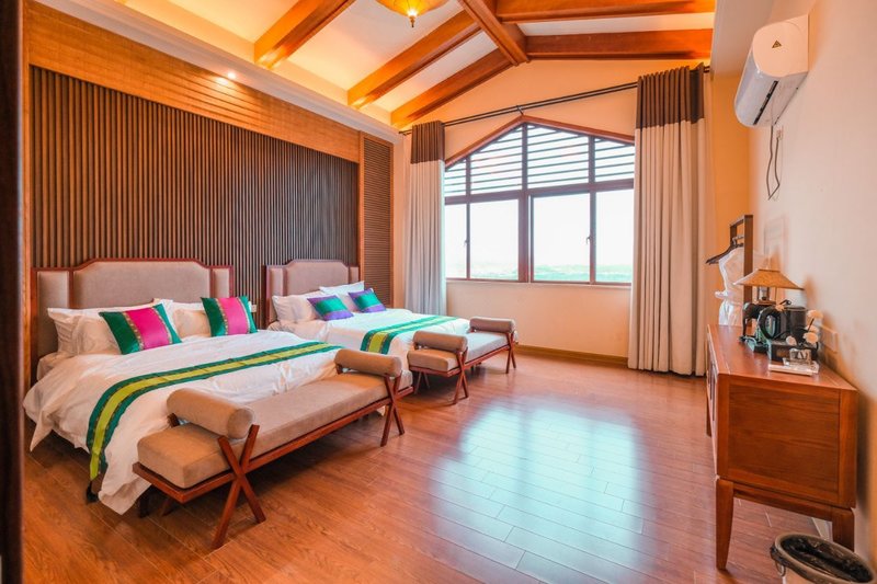 Tangti Waterfront Hot Spring Resort Guest Room