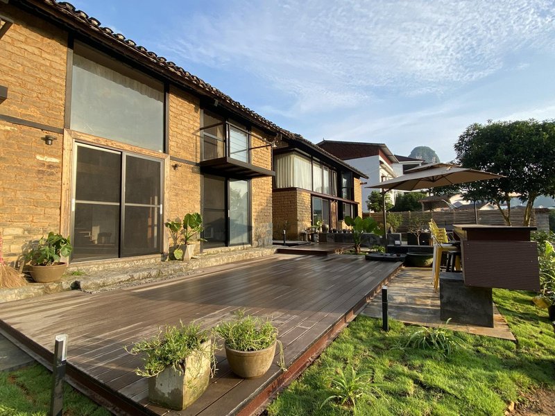 Yangshuo Hillside Guesthouse Over view