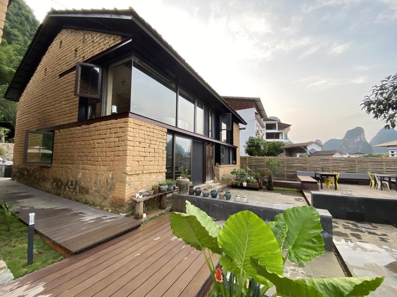 Yangshuo Hillside Guesthouse Over view