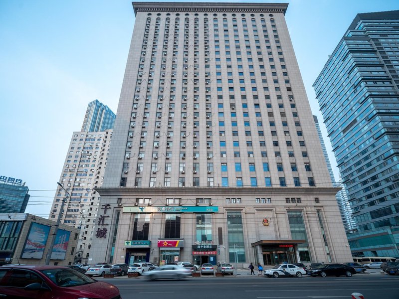 Haizhongjin Apartment Hotel (Dalian Zhongshan Plaza Minzhu Branch) Over view