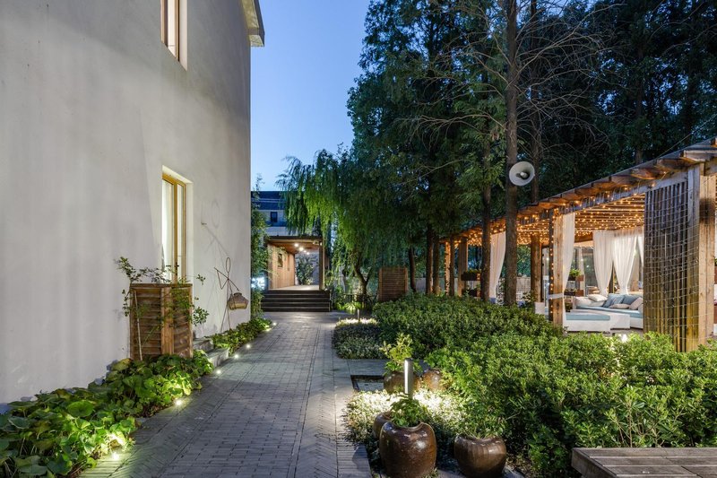 By Sunny Hotel Over view