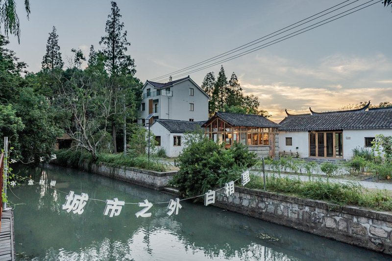 By Sunny Hotel Over view