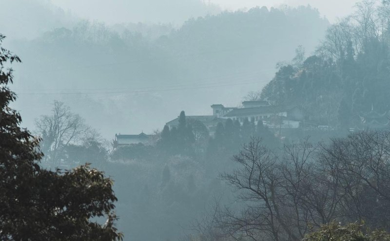 Mount Emei Hetang Nanxi Hotel Over view